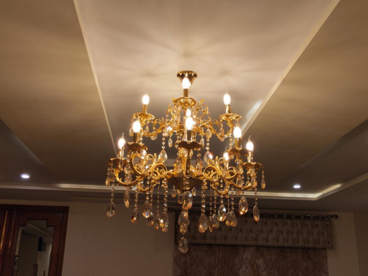 Hotel S.R. Lounge Multan Buitenkant foto